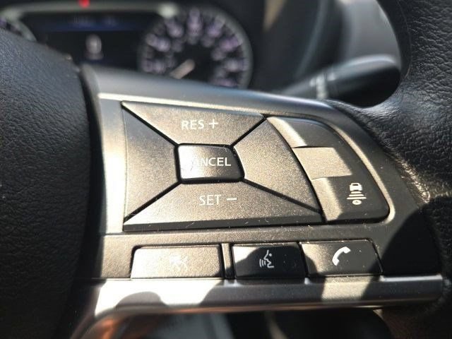 Used 2025 Nissan Sentra SV FWD image 18