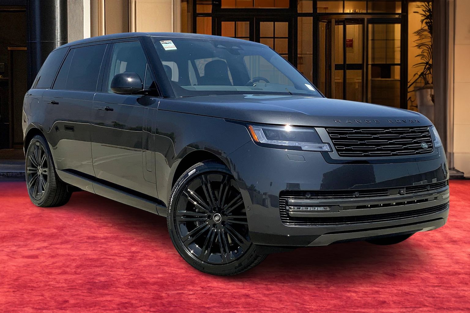 New 2025 Land Rover Range Rover Long Wheelbase SE image 19