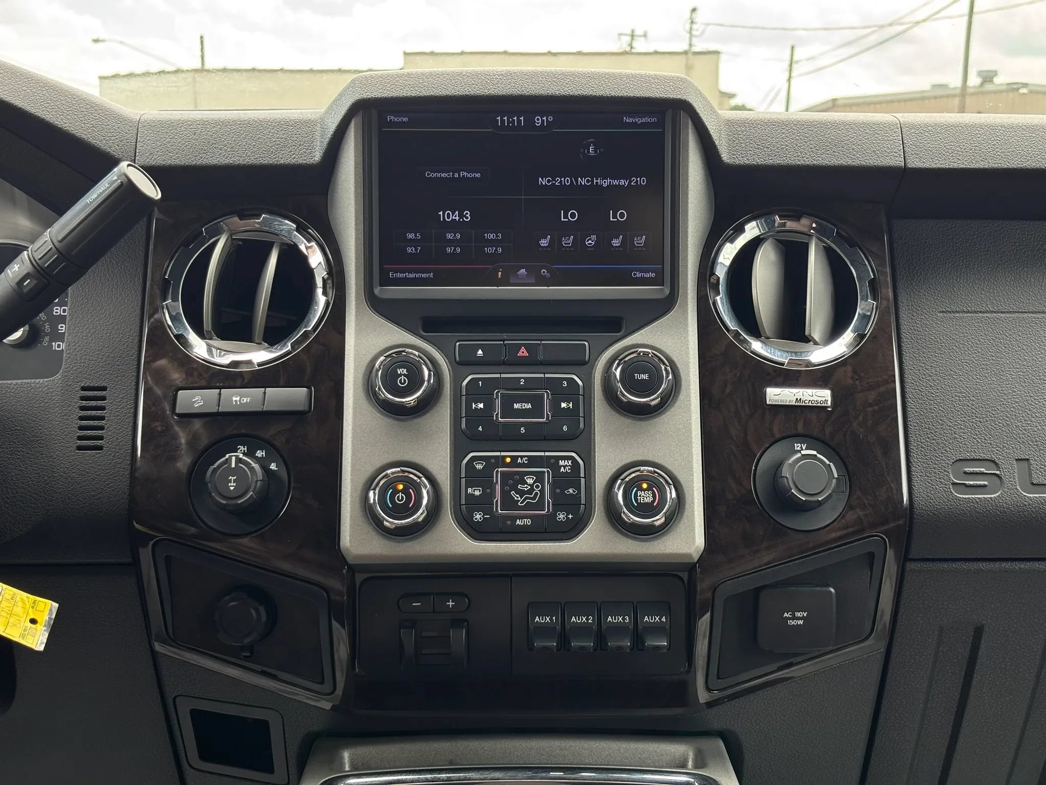 Used 2014 Ford F250 Platinum w/ FX4 Off-Road Package AWD/4WD image 40