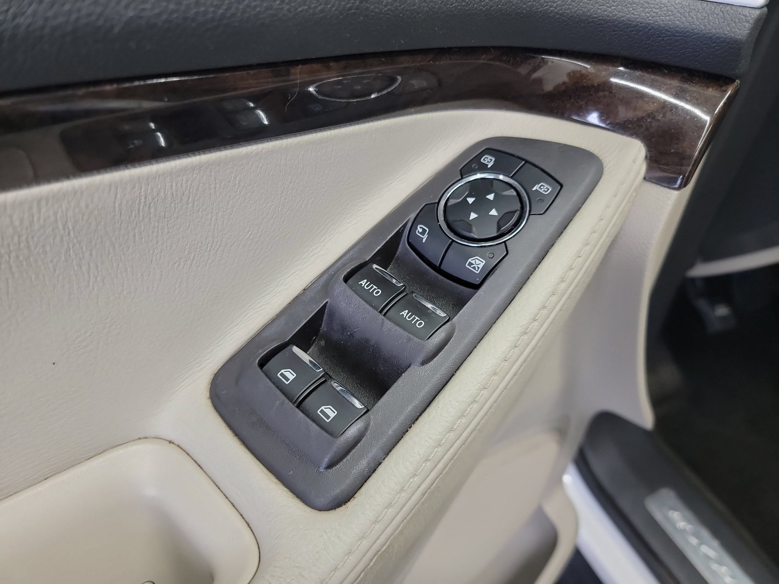Used 2011 Ford Explorer Limited w/ 302A Rapid Spec Order Code AWD/4WD image 14