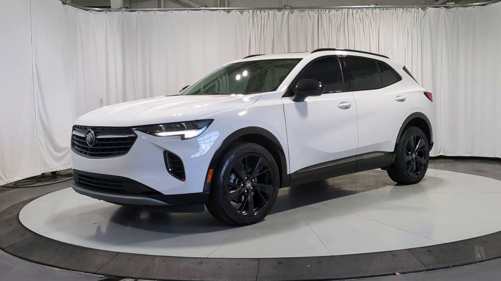 Used 2022 Buick Envision Essence w/ Sport Touring Package image 5