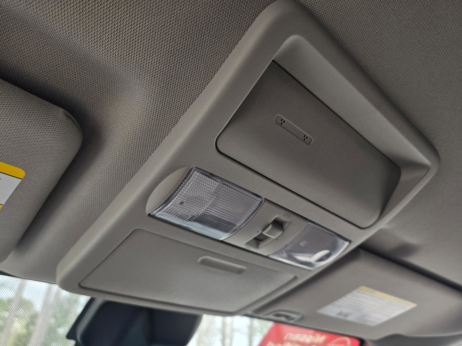 Certified 2025 Nissan Frontier SV w/ SV Convenience Package RWD image 23