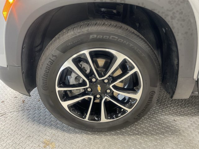 Certified 2026 Chevrolet TrailBlazer LT AWD/4WD image 11