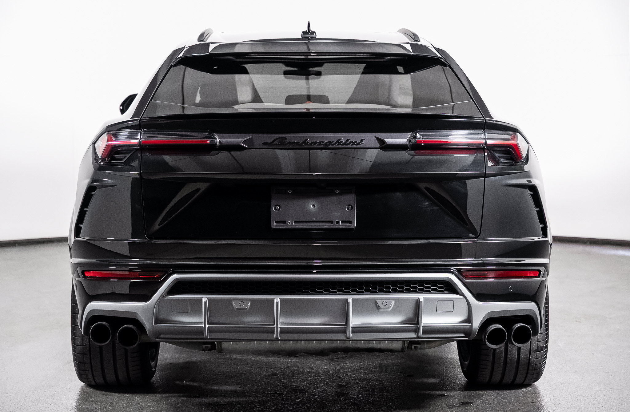 Used 2019 Lamborghini Urus AWD/4WD image 22