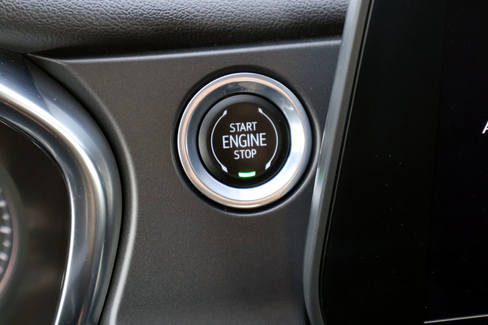 Used 2024 Chevrolet Blazer LT AWD/4WD image 32