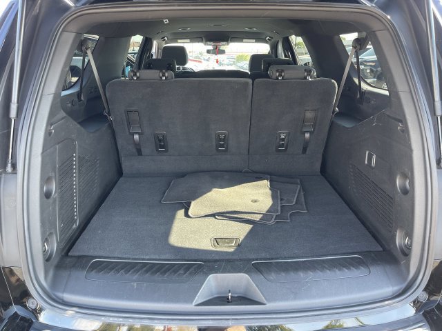 Used 2021 Chevrolet Suburban LS AWD/4WD image 23