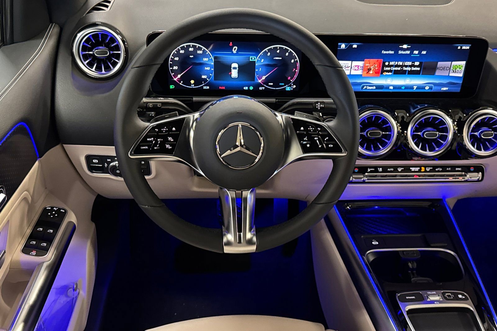 New 2025 Mercedes-Benz GLA 250 image 17