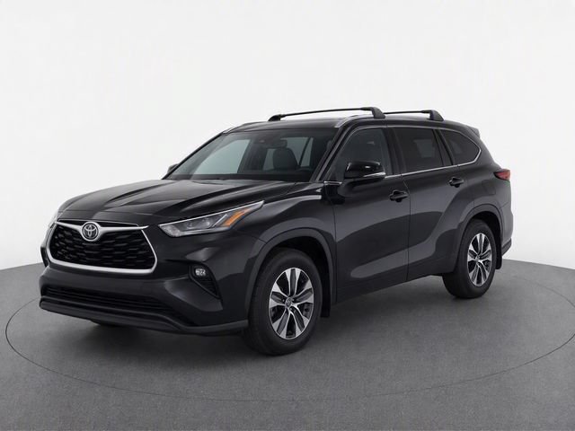 Used 2020 Toyota Highlander XLE AWD/4WD image 2