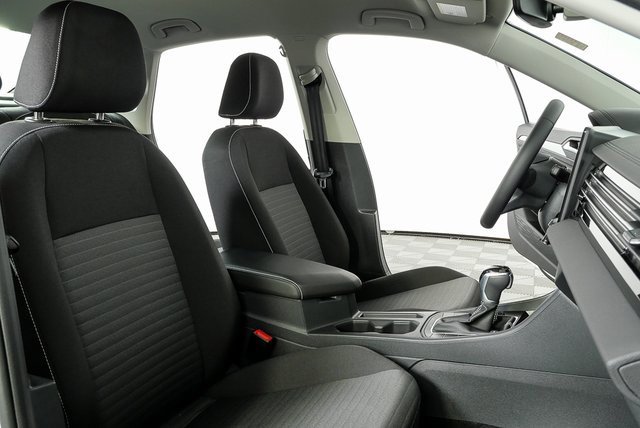 Used 2025 Volkswagen Jetta S image 21