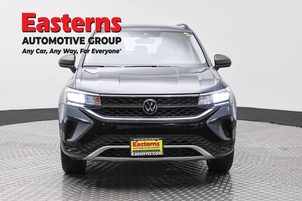 Used 2024 Volkswagen Taos S AWD/4WD image 2