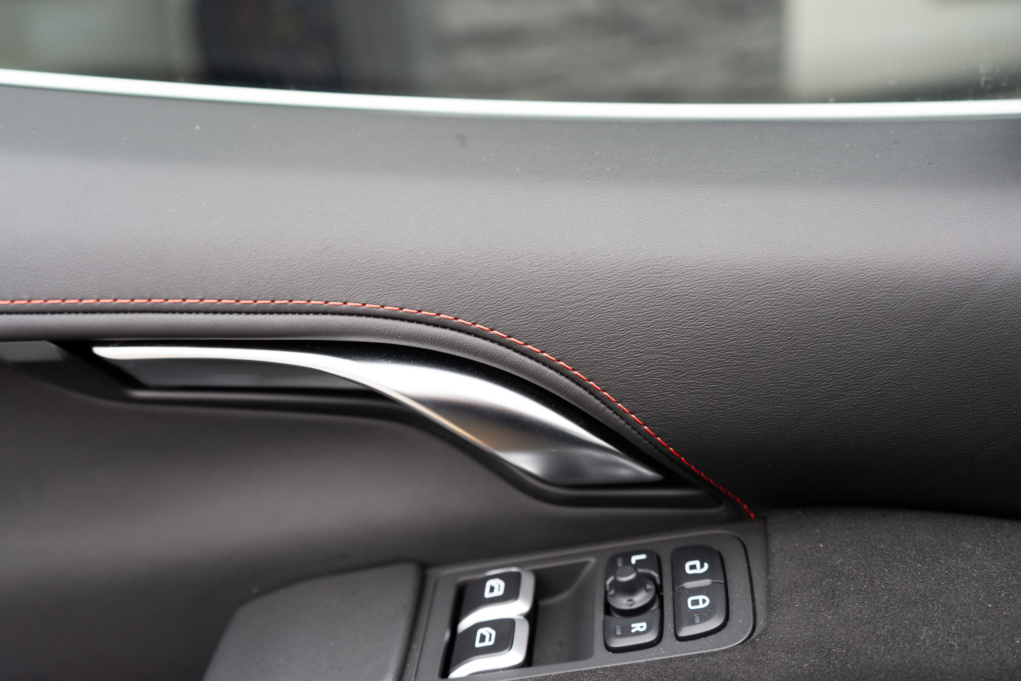 Used 2024 Lotus Emira First Edition image 38