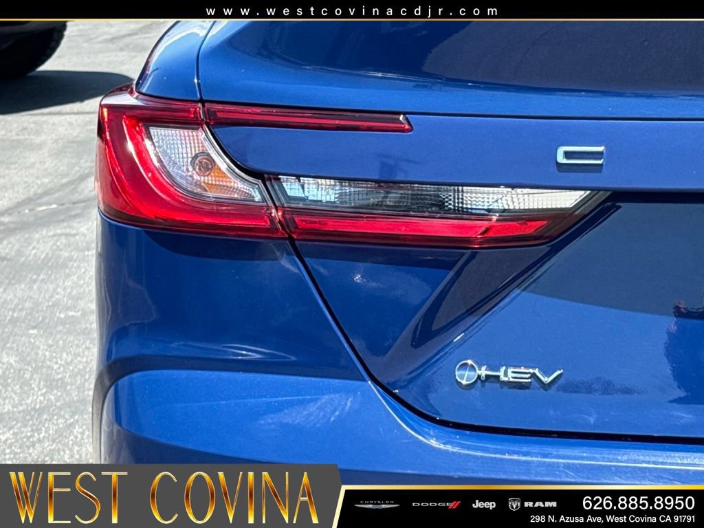 Used 2025 Toyota Camry LE FWD image 14
