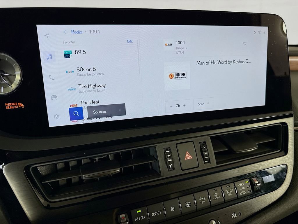 Certified 2025 Lexus ES 300h Ultra Luxury FWD image 15