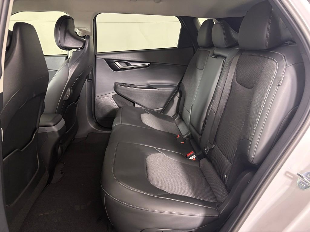 New 2025 Kia EV6 Light w/ Light LR Technology Package image 39