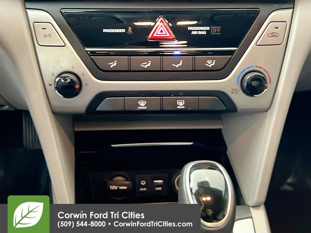 Used 2017 Hyundai Elantra SE image 9