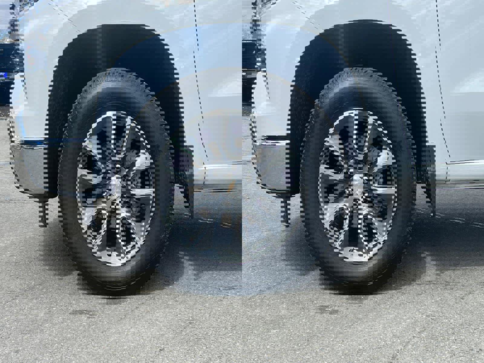 Certified 2025 Chevrolet Silverado 1500 LT image 11