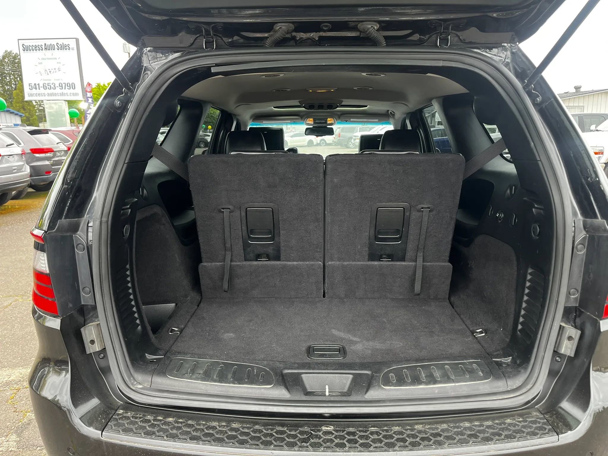 Used 2015 Dodge Durango Limited w/ Trailer Tow Group IV AWD/4WD image 14