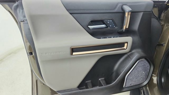 Used 2025 GMC Hummer EV 2X w/ LPO, Sport Package image 36