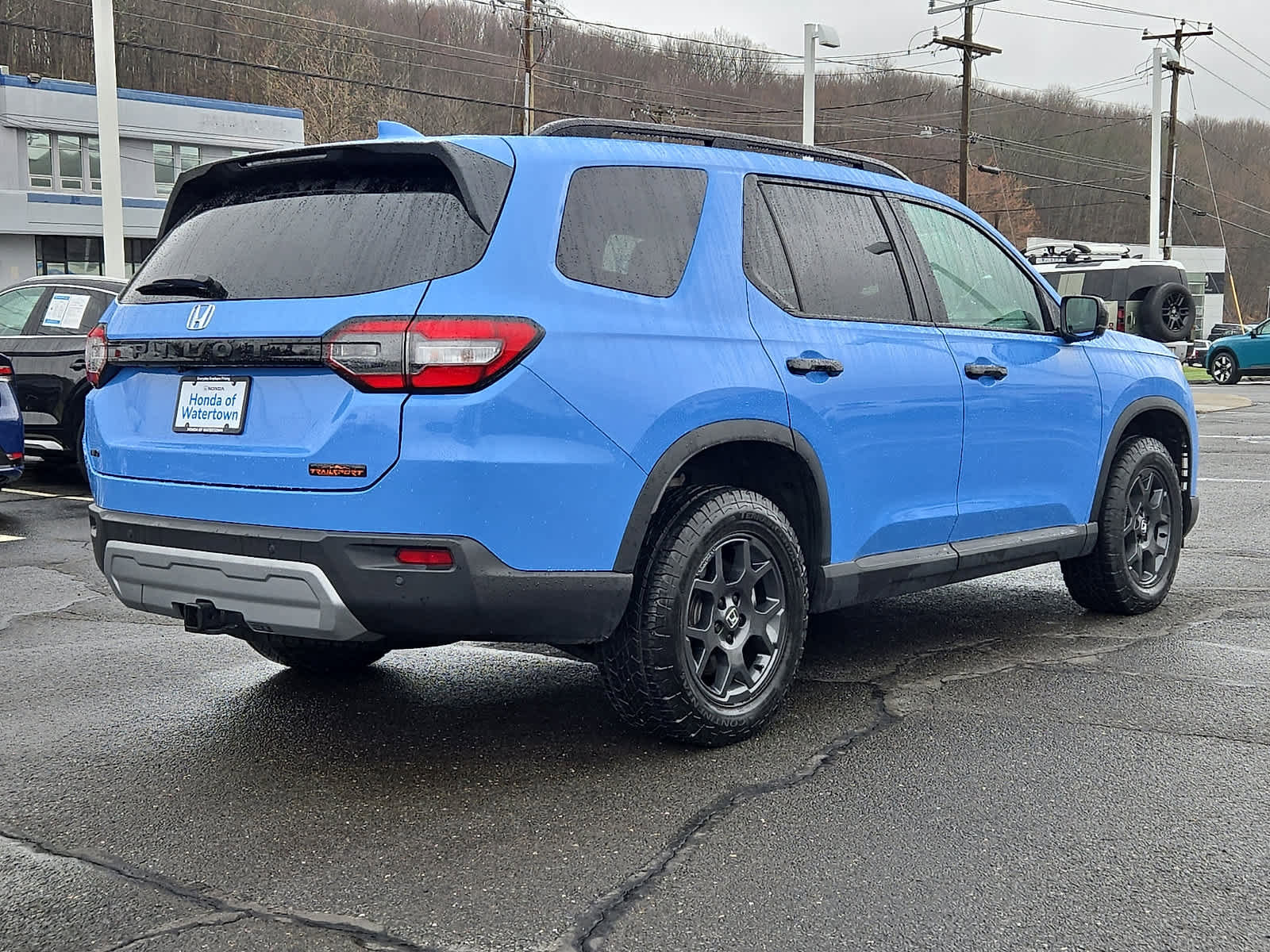 Used 2025 Honda Pilot TrailSport image 5