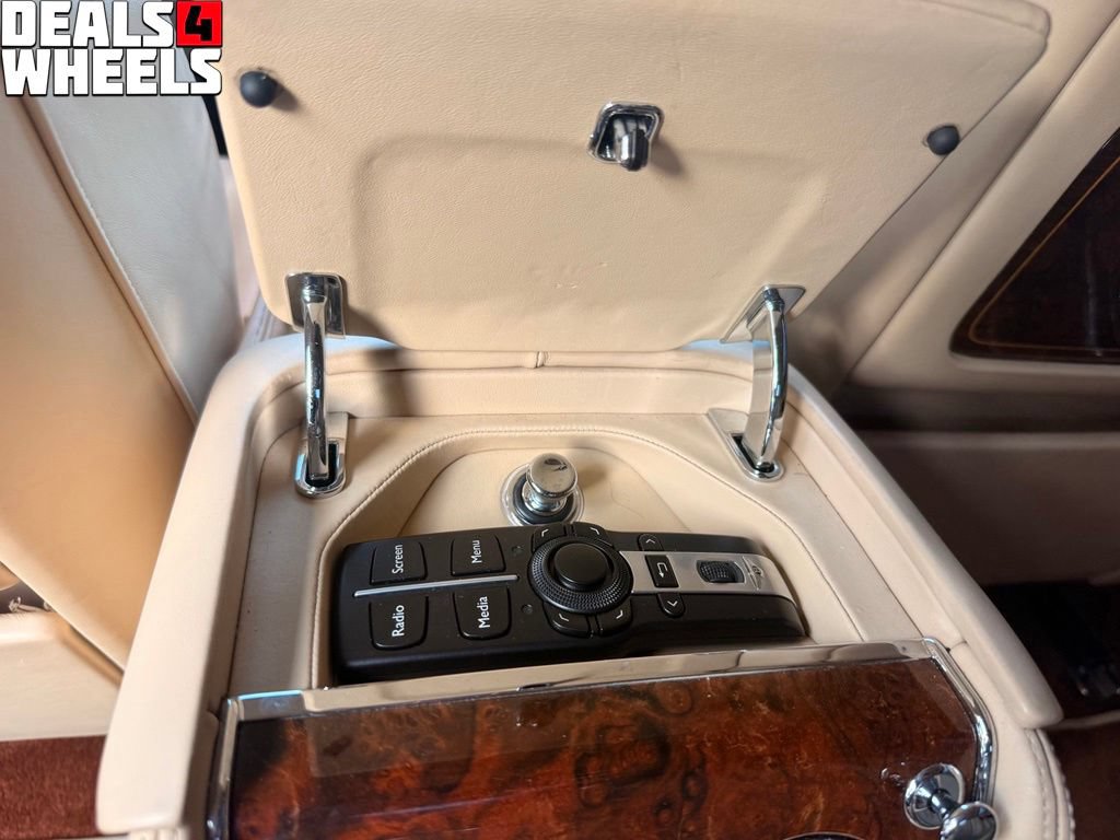 Used 2012 Bentley Mulsanne RWD image 29