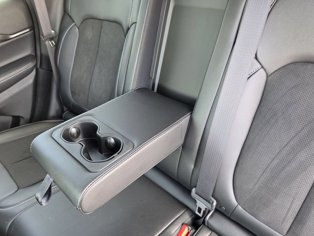 Used 2023 Jeep Grand Cherokee Altitude RWD image 21