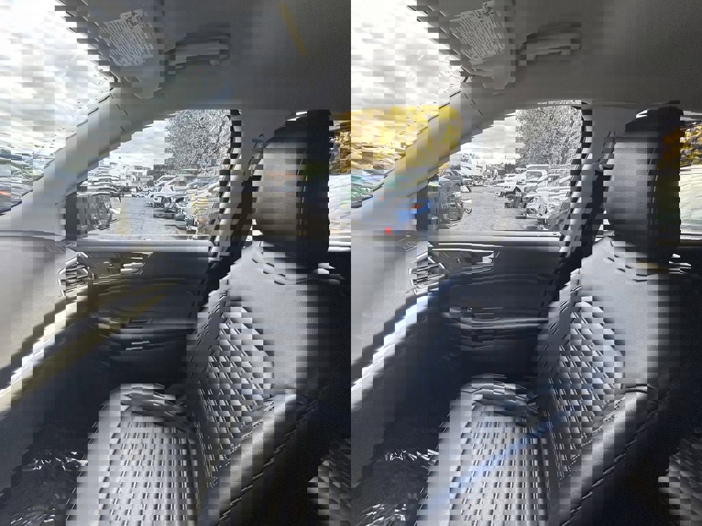 Used 2023 Ford Edge SEL AWD/4WD image 21