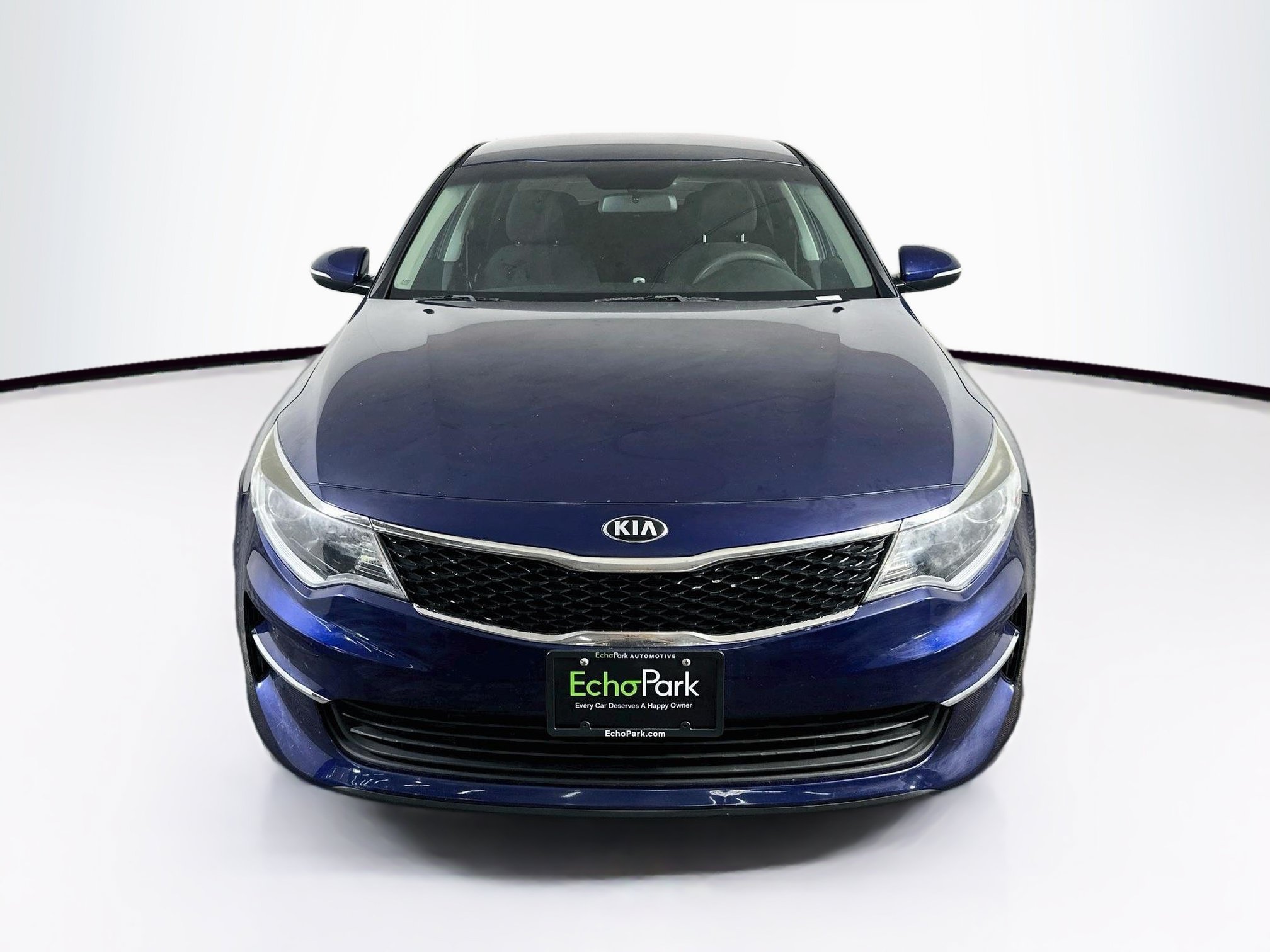 Used 2018 Kia Optima LX FWD image 2