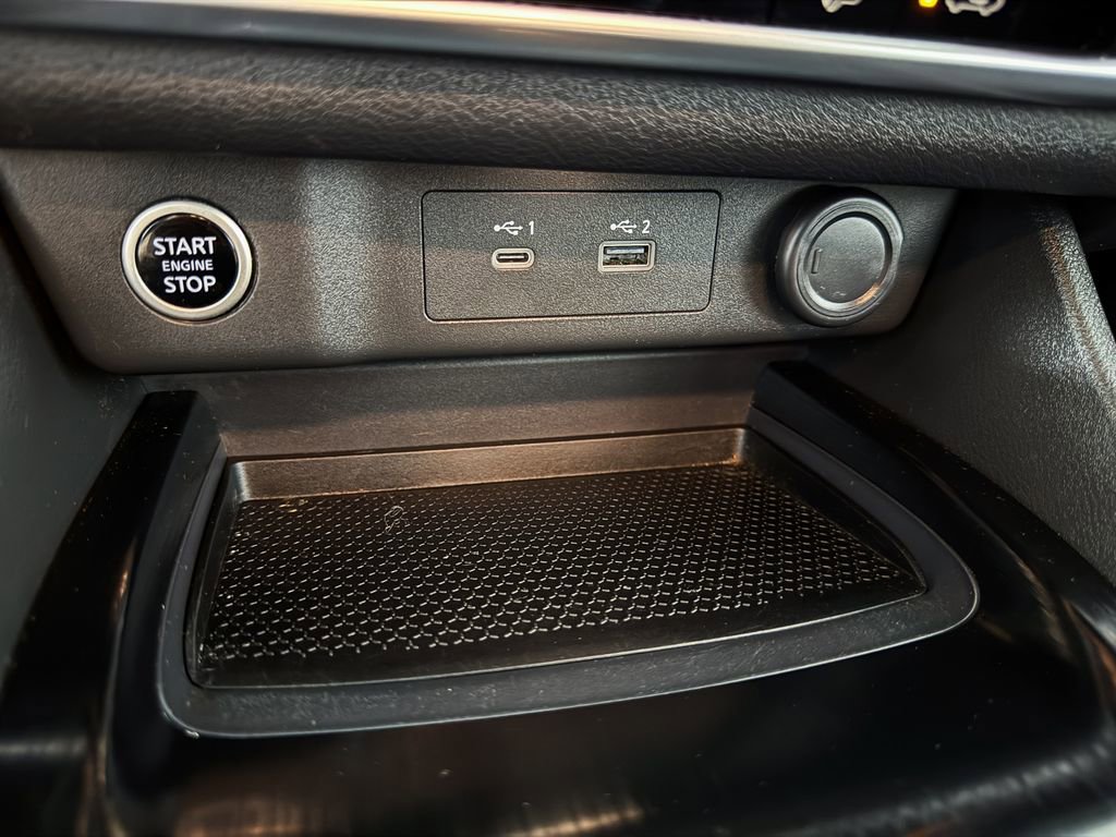 Certified 2022 Nissan Rogue SV image 19