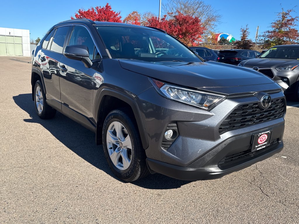 Used 2021 Toyota RAV4 XLE w/ Convenience Package AWD/4WD image 9