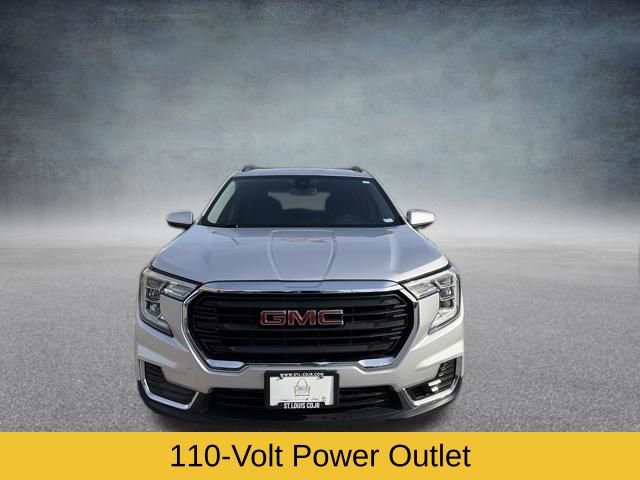 Used 2022 GMC Terrain SLE w/ Driver Convenience Package image 17