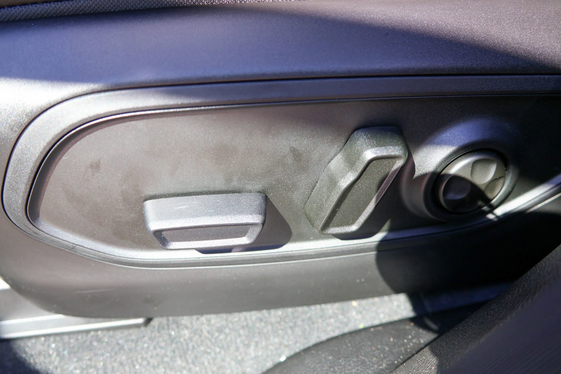 New 2026 Jeep Grand Cherokee L Limited w/ Limited Altitude Package image 6