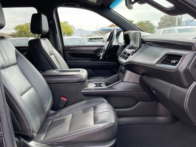 Used 2022 Chevrolet Suburban RST w/ Luxury Package image 26