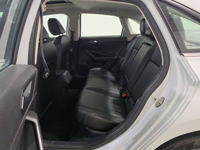 Used 2019 Volkswagen Jetta SE FWD image 14