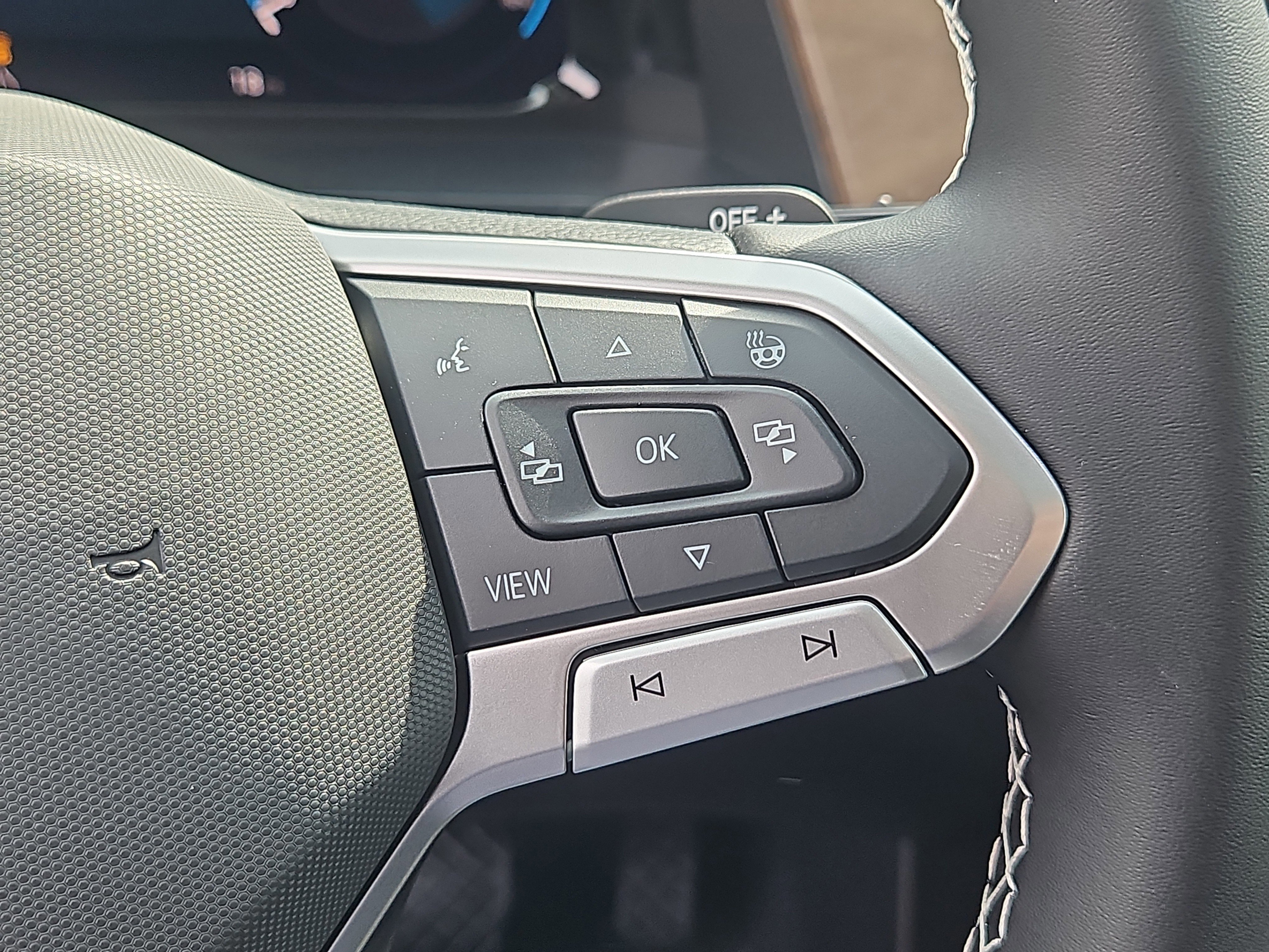 New 2026 Volkswagen Atlas SE image 16