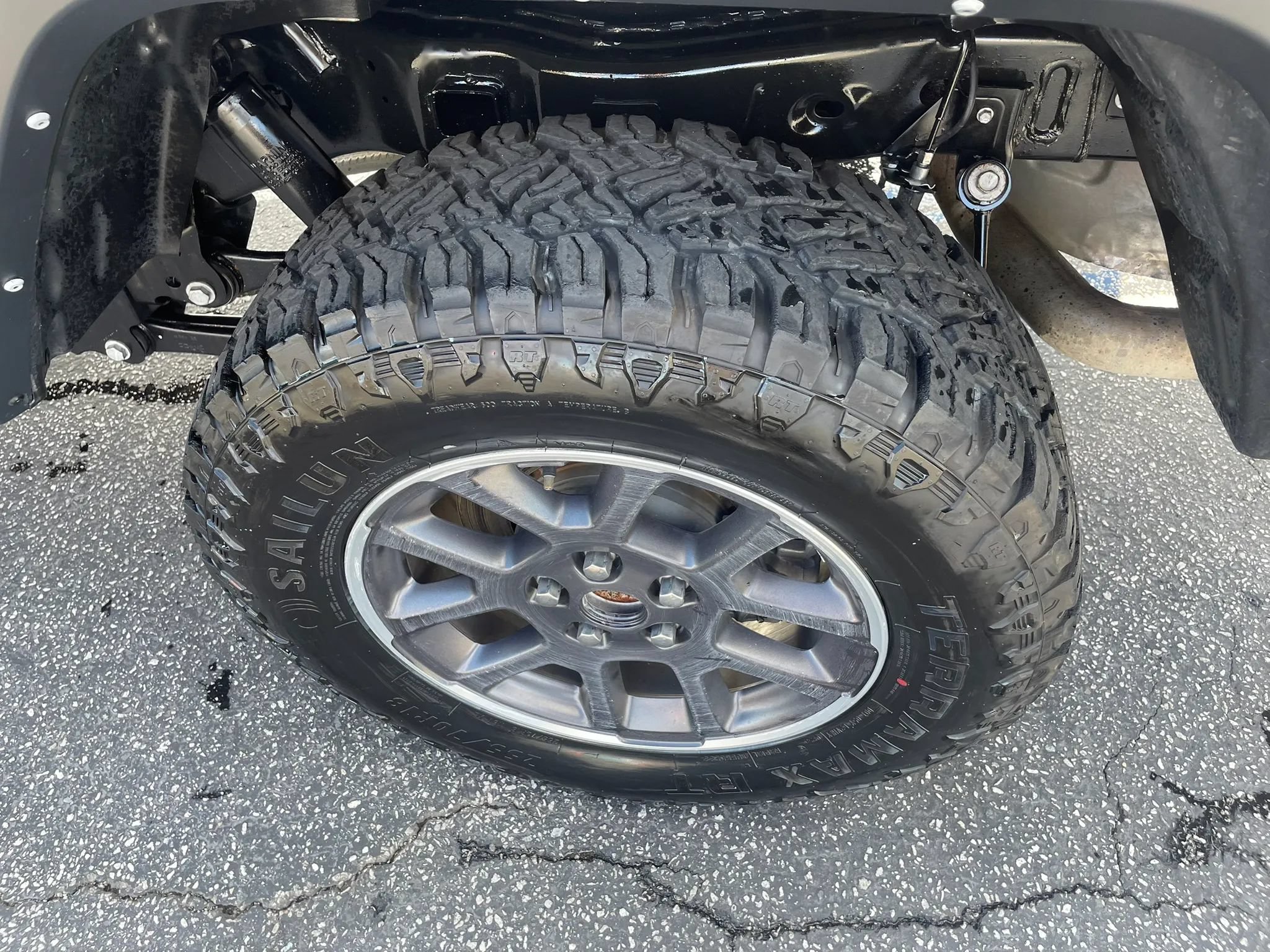 Used 2023 Jeep Gladiator Overland AWD/4WD image 22