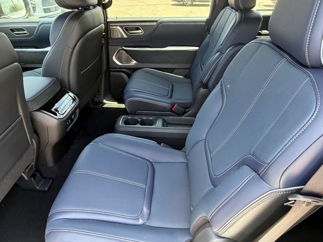 New 2027 INFINITI QX80 Sensory w/ Sport Exterior Package AWD/4WD image 13