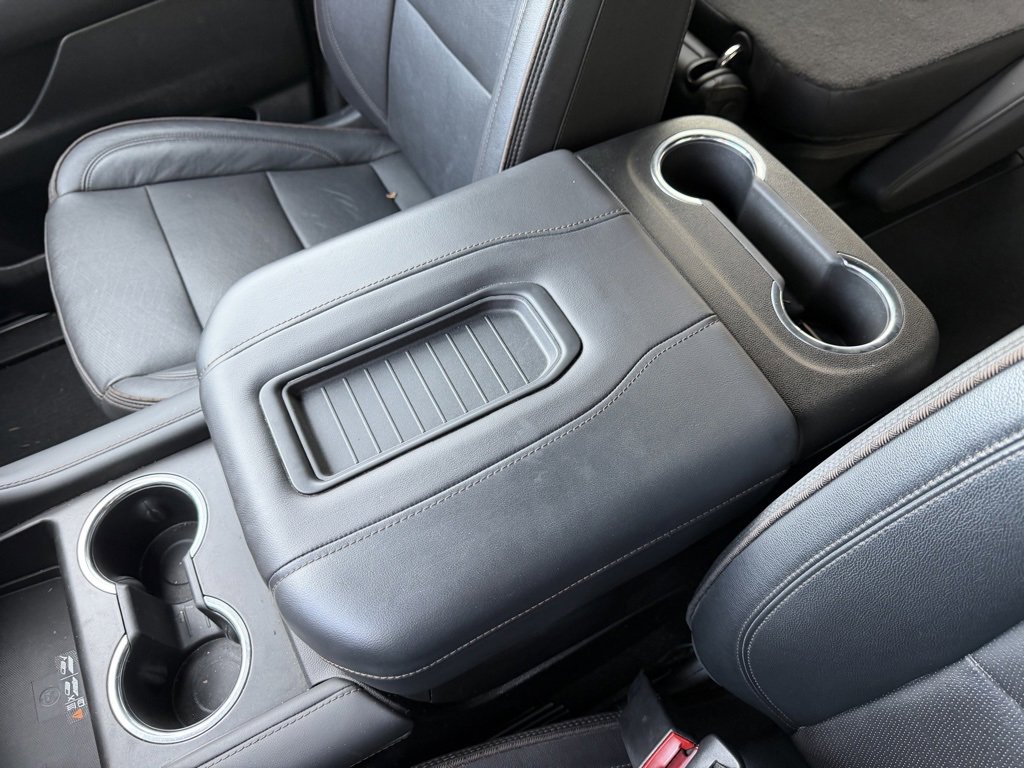 Used 2023 Chevrolet Suburban High Country image 26