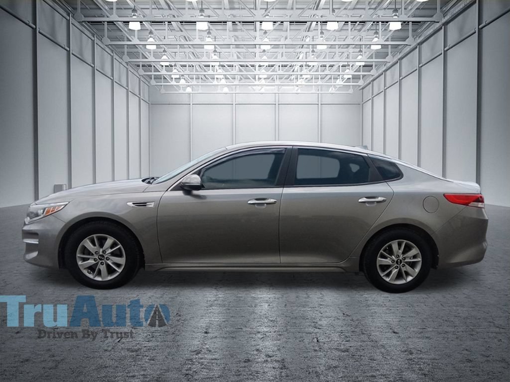 Used 2018 Kia Optima LX FWD image 4