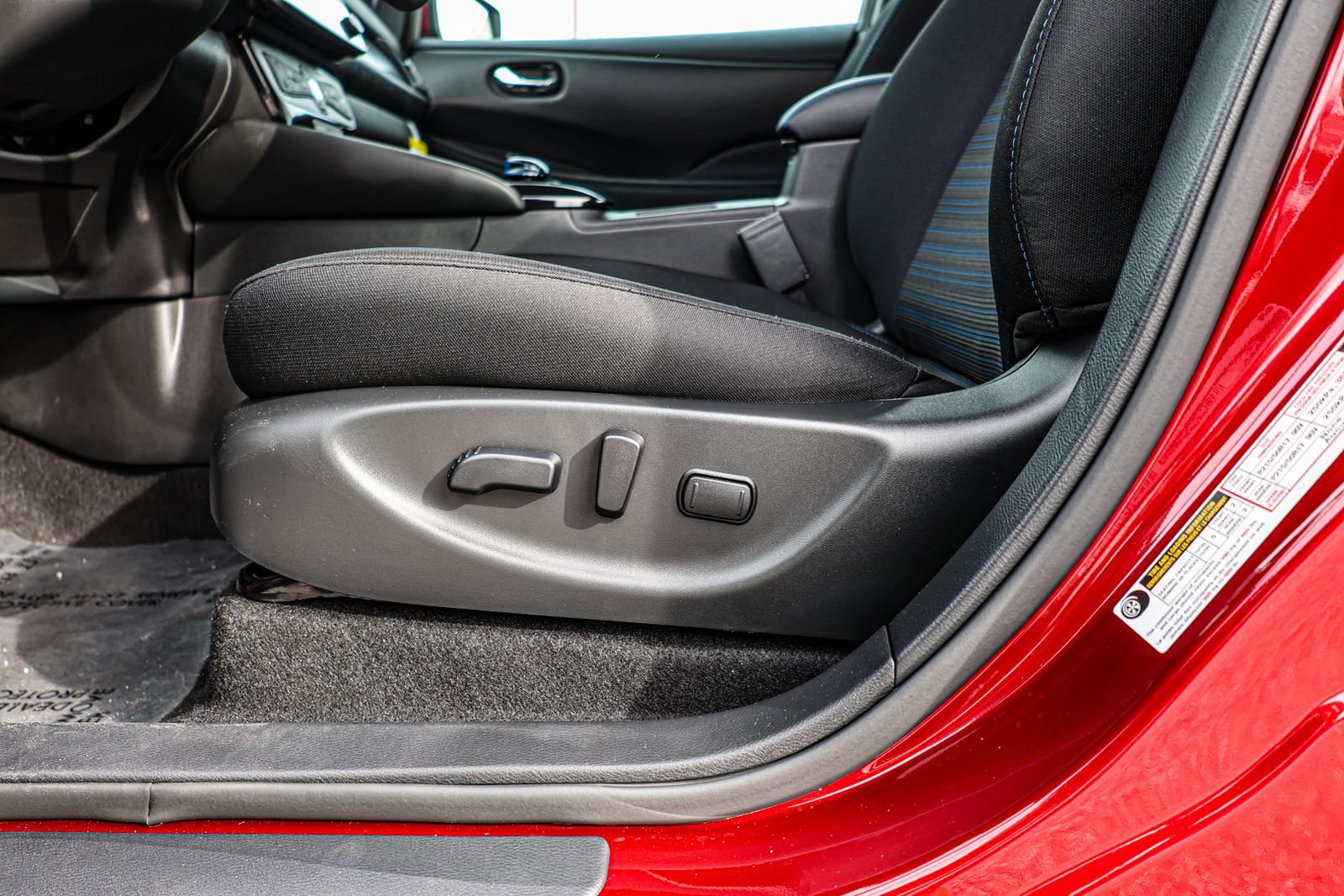 New 2024 Nissan Leaf SV Plus FWD image 17