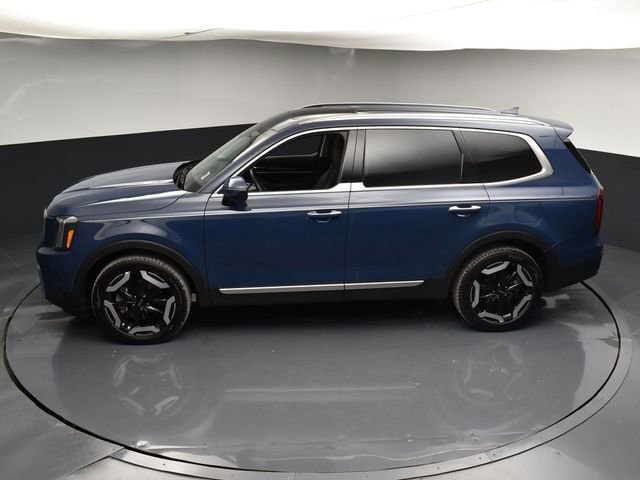 Certified 2025 Kia Telluride S image 46