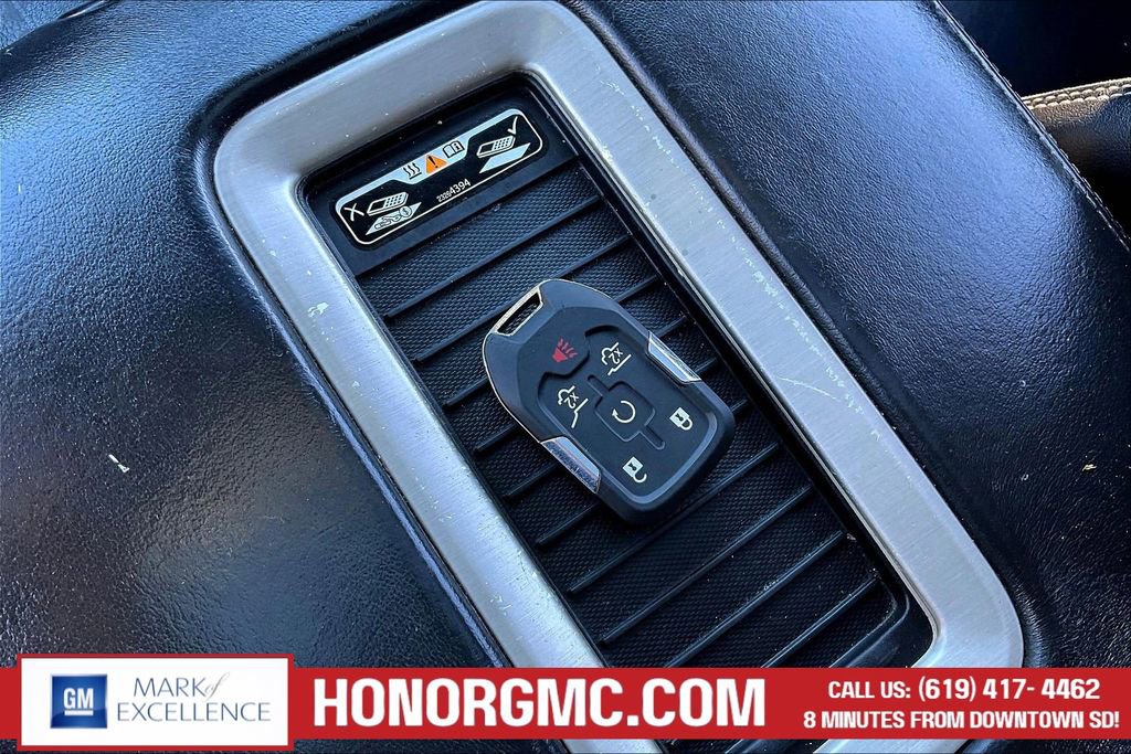 Used 2020 GMC Yukon Denali w/ Open Road Package image 36