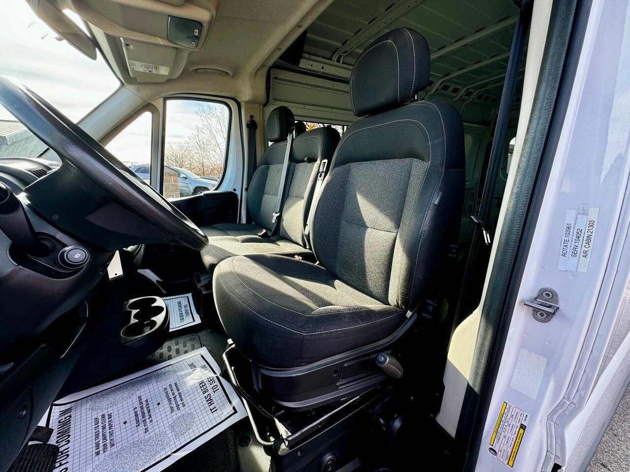 Used 2015 RAM ProMaster 2500 w/ Interior Convenience Group image 16