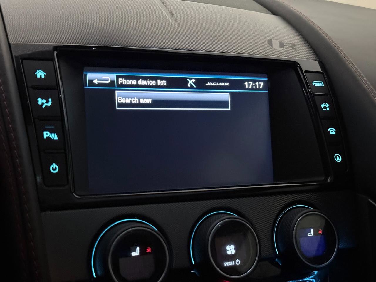 Used 2017 Jaguar F-TYPE R image 29