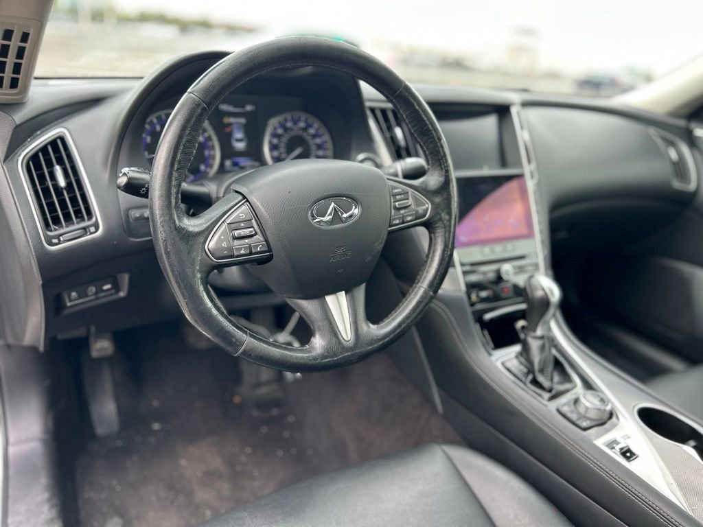 Used 2016 INFINITI Q50 Premium w/ 2.0T Premium Plus Package image 9