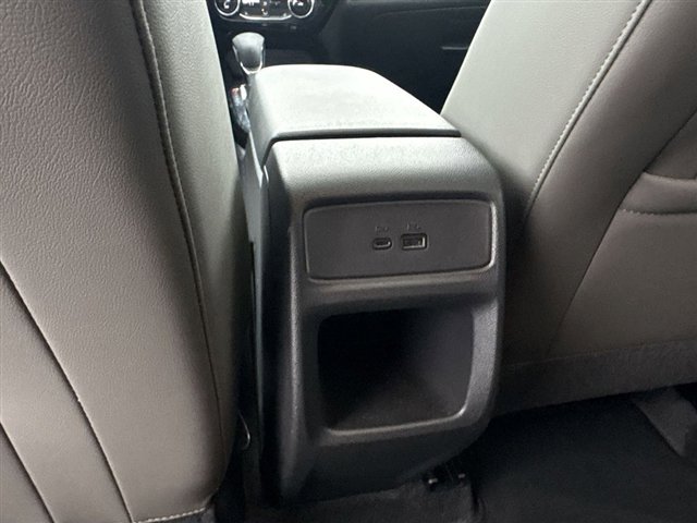 Certified 2024 Chevrolet Trax ACTIV w/ Sunroof Package image 20