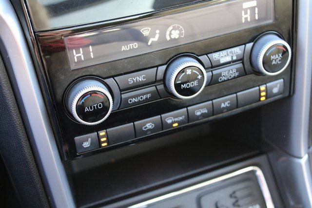 Used 2020 Subaru Ascent Limited w/ Technology Package image 23