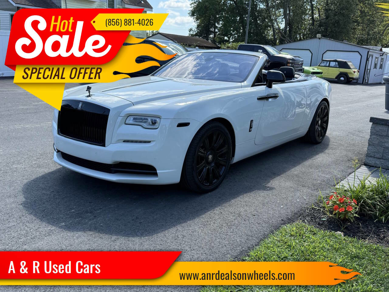 Used 2018 Rolls-Royce Dawn image 1