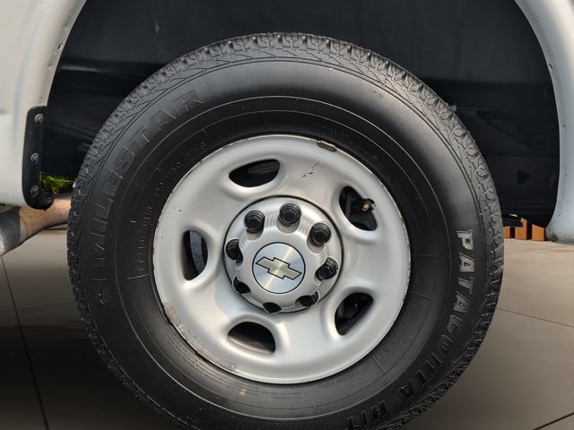 Used 2021 Chevrolet Express 2500 RWD image 24