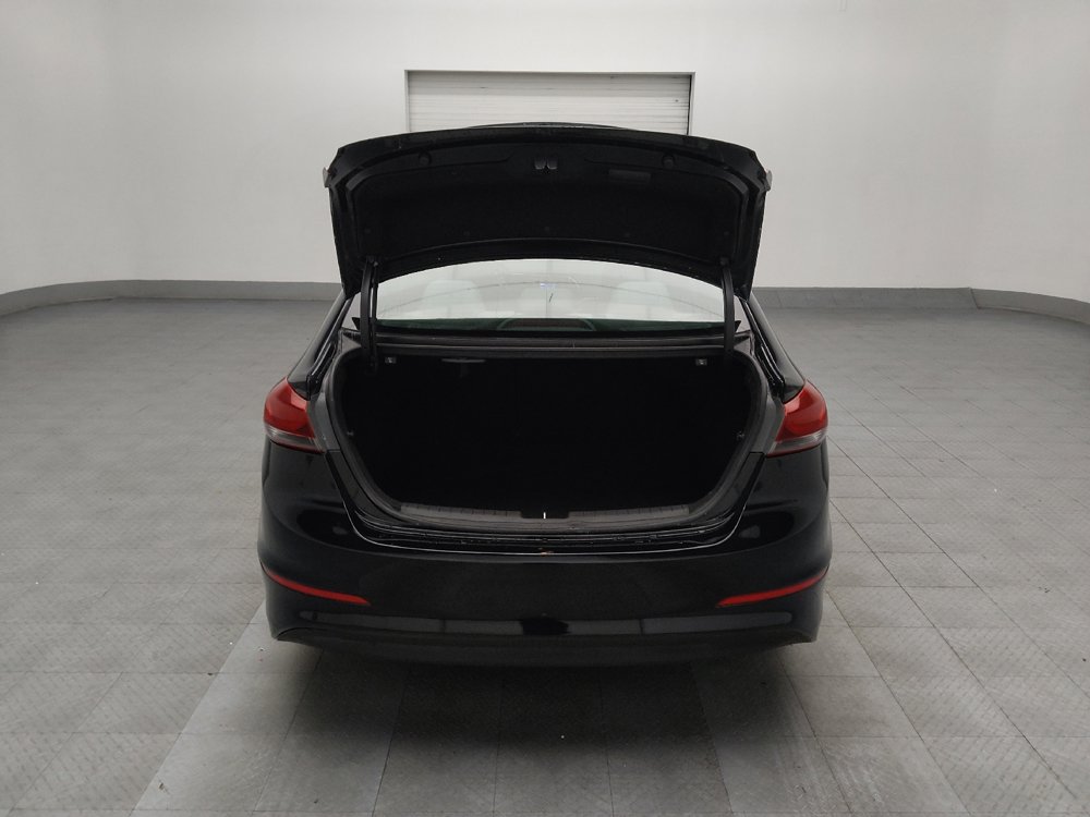 Used 2018 Hyundai Elantra SE w/ Cargo Package image 29