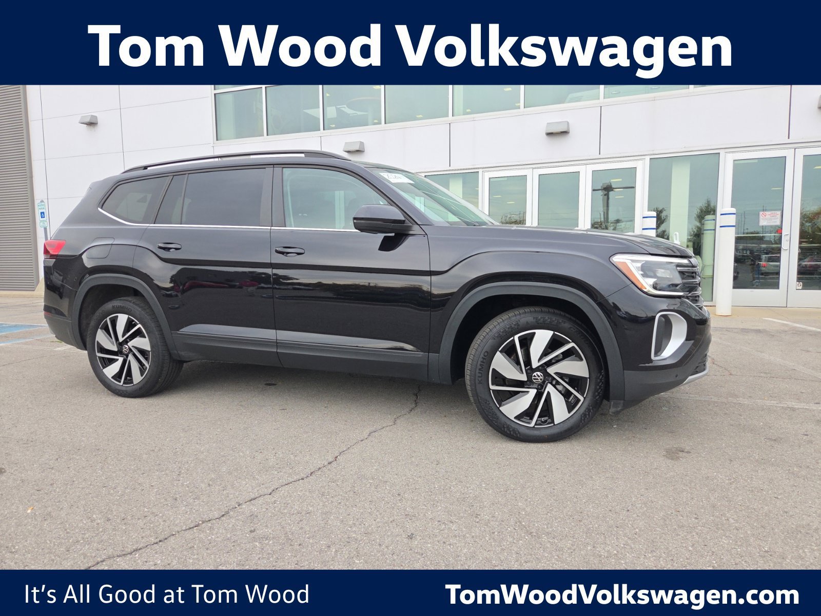Certified 2024 Volkswagen Atlas SE w/ Panoramic Sunroof Package